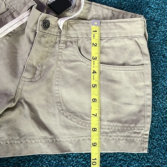 Tyte Women’s Khaki Drawstring Shorts Size 5 - Picture 6 of 6